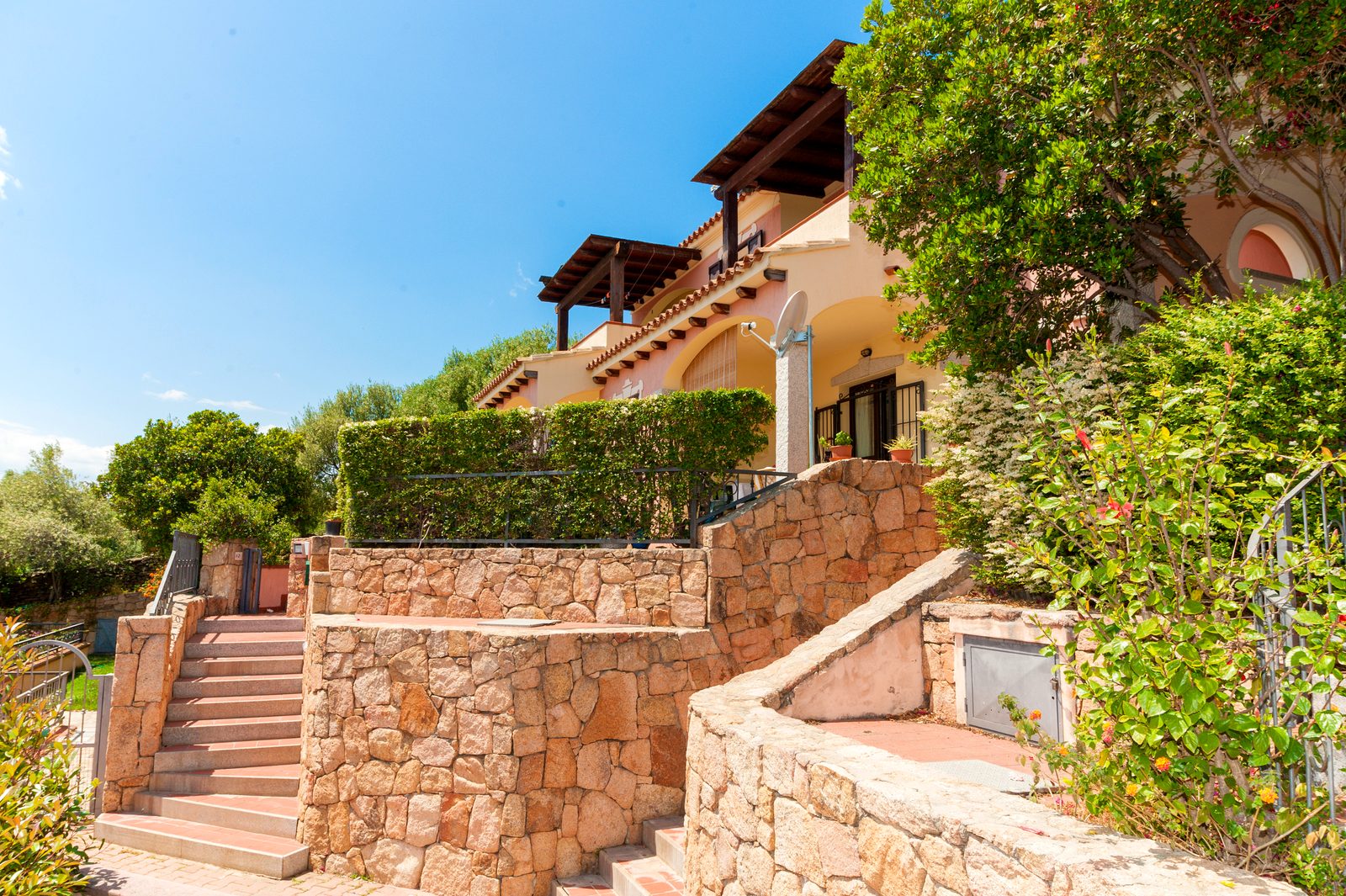 Esterno Residenze del Sole, case vacanze a Budoni