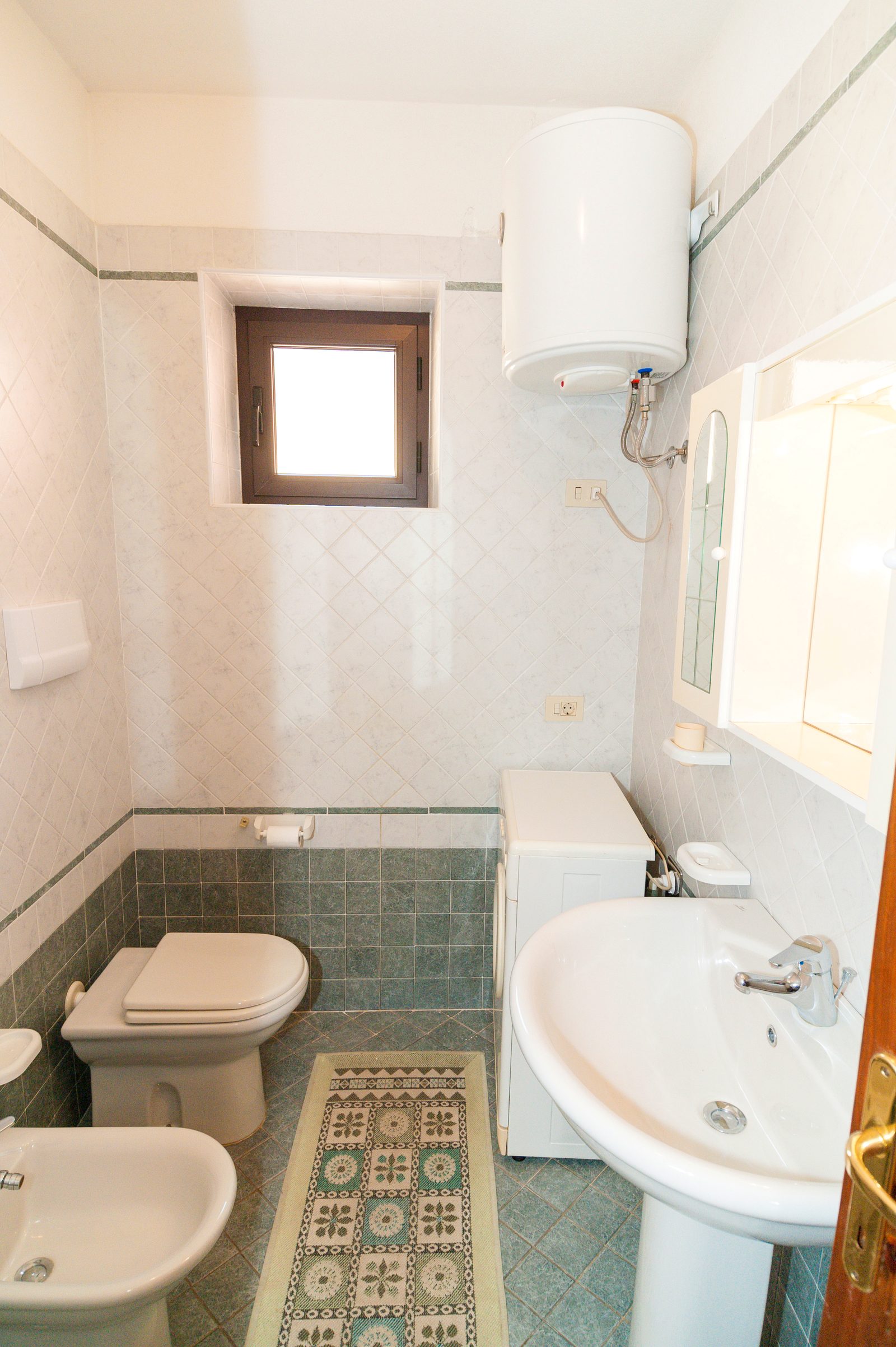 Bagno Trilocale 4