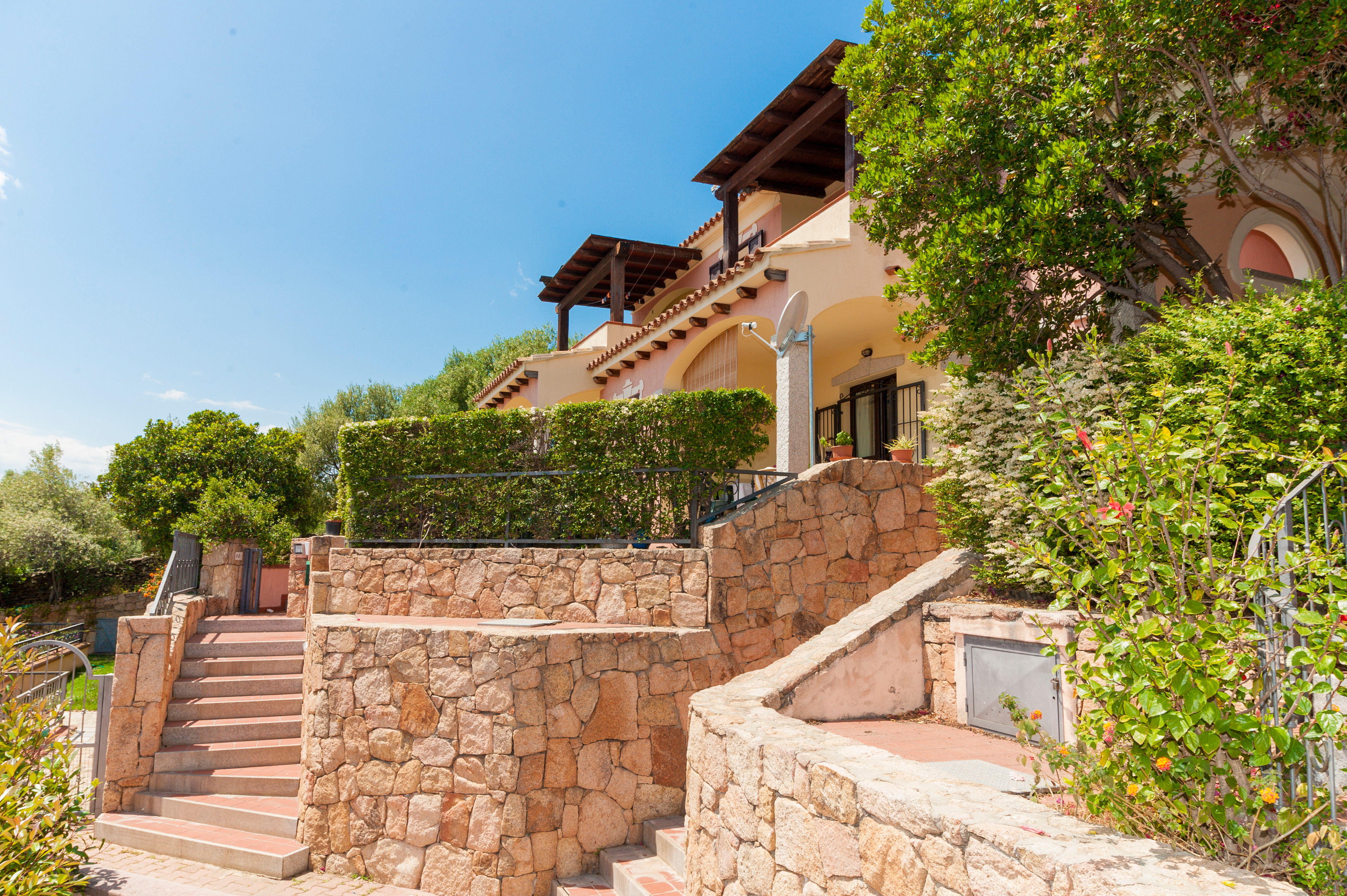 Trilo 4 posti — Residenze del Sole